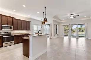 11702 Kati Falls Ln, Fort Myers, FL 33913 - Photo 8