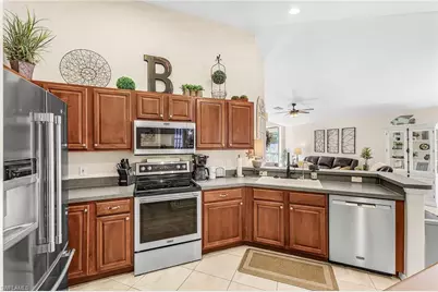 9595 Hemingway Ln #4102, Fort Myers, FL 33913 - Photo 8