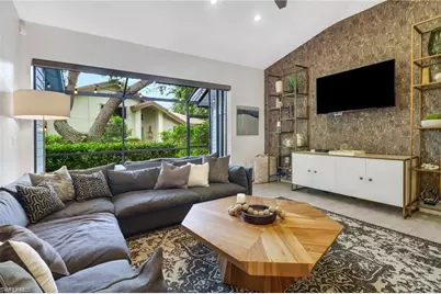 27052 Kindlewood Ln, Bonita Springs, FL 34134 - Photo 8