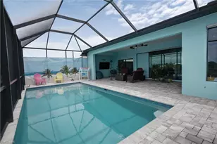 3726 NW 42nd Pl, Cape Coral, FL 33993 - Photo 4