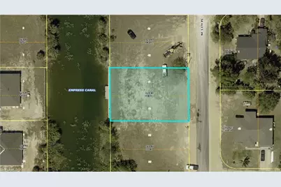 1906 NE 13th Pl, Cape Coral, FL 33909 - Photo 4