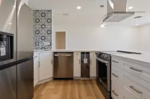 1393 White Cedar Ln, North Fort Myers, FL 33917 - Photo 6