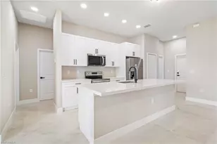 2606 25th St SW, Lehigh Acres, FL 33976 - Photo 10