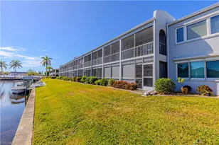 4549 SE 5th Pl, Cape Coral, FL 33904 - Photo 4