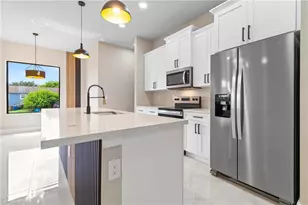 2809 25th St SW, Lehigh Acres, FL 33976 - Photo 30