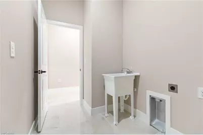 2809 25th St SW, Lehigh Acres, FL 33976 - Photo 20