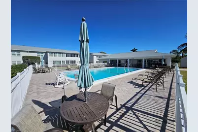 1830 Brantley Rd #F204, Fort Myers, FL 33907 - Photo 2