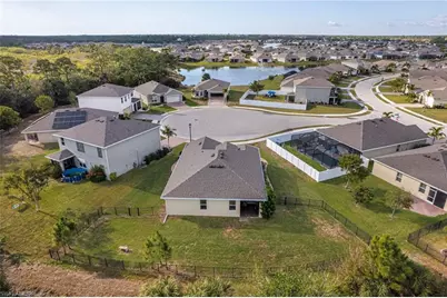 2497 Ciales Ct, Cape Coral, FL 33909 - Photo 4