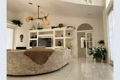 2002 SE 28th St, Cape Coral, FL 33904 - Photo 8