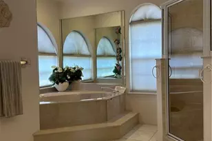 2002 SE 28th St, Cape Coral, FL 33904 - Photo 14