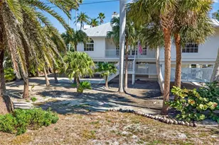 556 Sea Oats Dr, Sanibel, FL 33957 - Photo 36