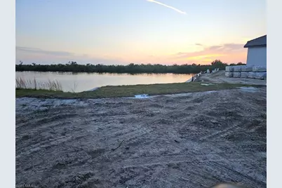 2320 NW 44th Pl, Cape Coral, FL 33993 - Photo 2