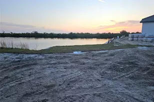 2320 NW 44th Pl, Cape Coral, FL 33993 - Photo 2