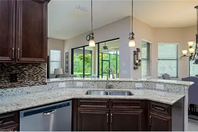 11122 Esteban Dr, Fort Myers, FL 33912 - Photo 8