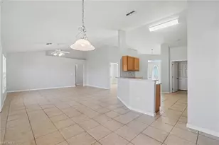 18231 Beauty Berry Ct, Lehigh Acres, FL 33972 - Photo 8