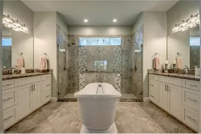 1821 SW 28th Ln, Cape Coral, FL 33914 - Photo 18