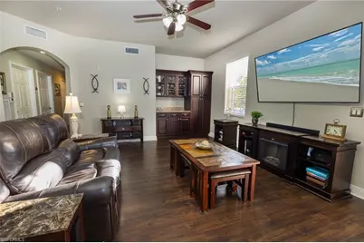 1520 SW 50th St #102, Cape Coral, FL 33914 - Photo 2