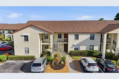 9270 Lake Park Dr #201, Fort Myers, FL 33919 - Photo 2