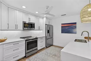 1103 Captains Walk St, Sanibel, FL 33957 - Photo 14