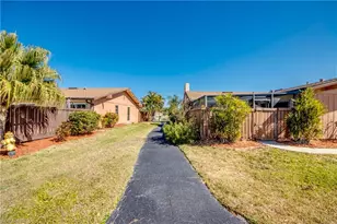 6406 Royal Woods Dr, Fort Myers, FL 33908 - Photo 38