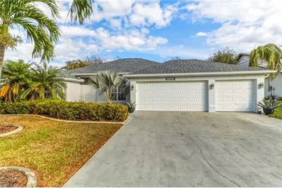1023 SE 4th St, Cape Coral, FL 33990 - Photo 2