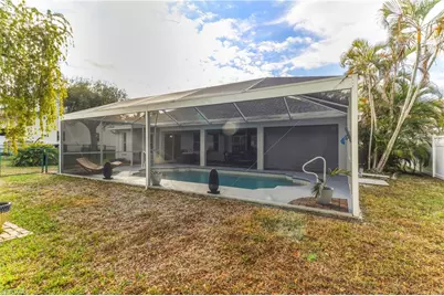 1023 SE 4th St, Cape Coral, FL 33990 - Photo 32