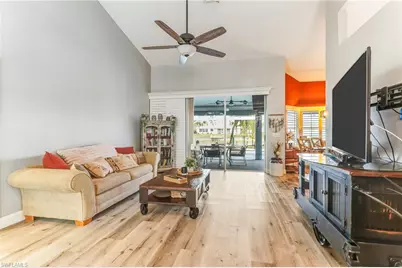 1023 SE 4th St, Cape Coral, FL 33990 - Photo 12