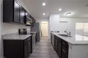 8105 Rolling Ct, Labelle, FL 33935 - Photo 6