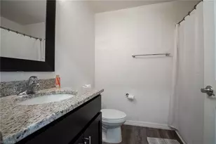 8105 Rolling Ct, Labelle, FL 33935 - Photo 10