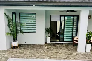 1929 NE 14th St, Cape Coral, FL 33909 - Photo 8