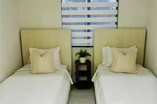 1929 NE 14th St, Cape Coral, FL 33909 - Photo 10