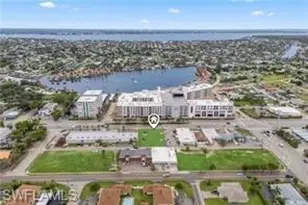 429 Cape Coral Pkwy E, Cape Coral, FL 33904 - Photo 4