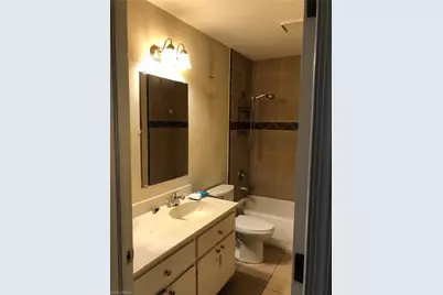 211 SE 23rd St, Cape Coral, FL 33990 - Photo 6