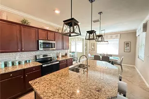 10386 Prato Dr, Fort Myers, FL 33913 - Photo 4