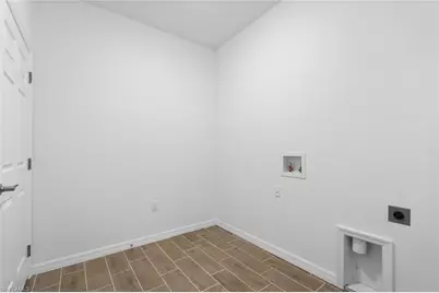 1024 SW 1st St, Cape Coral, FL 33991 - Photo 22