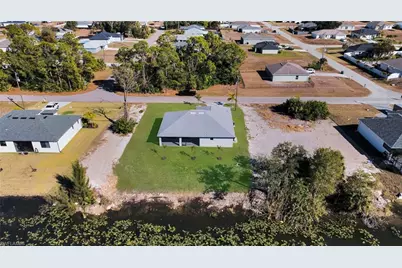 3594 NE 9th Pl, Cape Coral, FL 33909 - Photo 34