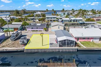 2637 Coco Plum Dr, Matlacha, FL 33993 - Photo 2