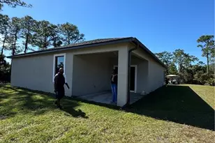 8014 Sunrise Cir, Labelle, FL 33935 - Photo 20