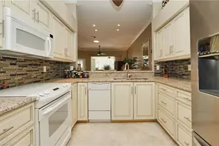 14960 Hickory Greens Ct, Fort Myers, FL 33912 - Photo 6