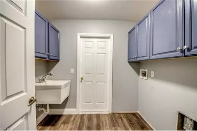 823 SW 10th St, Cape Coral, FL 33991 - Photo 36