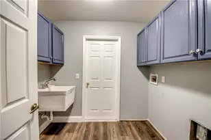 823 SW 10th St, Cape Coral, FL 33991 - Photo 36