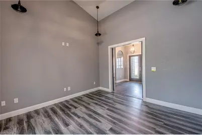 823 SW 10th St, Cape Coral, FL 33991 - Photo 8