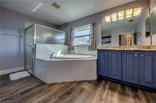 823 SW 10th St, Cape Coral, FL 33991 - Photo 18