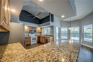 823 SW 10th St, Cape Coral, FL 33991 - Photo 24