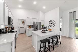 1224 NE 7th Ave, Cape Coral, FL 33909 - Photo 4