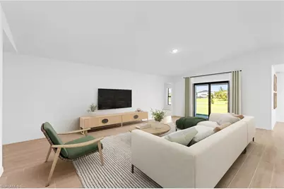 1306 NE 4th Pl, Cape Coral, FL 33909 - Photo 4