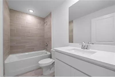 2127 NE 13th Pl, Cape Coral, FL 33909 - Photo 12