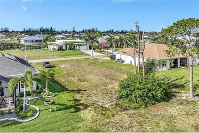 2529 NW 14th Ter, Cape Coral, FL 33993 - Photo 4