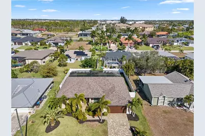 2121 SW 39th Ter, Cape Coral, FL 33914 - Photo 4
