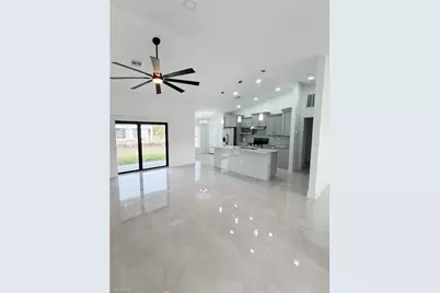 2800 46th St SW, Lehigh Acres, FL 33976 - Photo 4